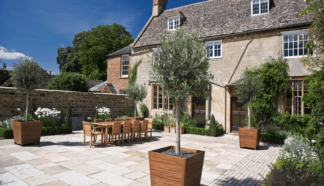 The garden project at Stretton-on-Fosse, showcasing the landscaping work by Cotswold Estates and Gardens.